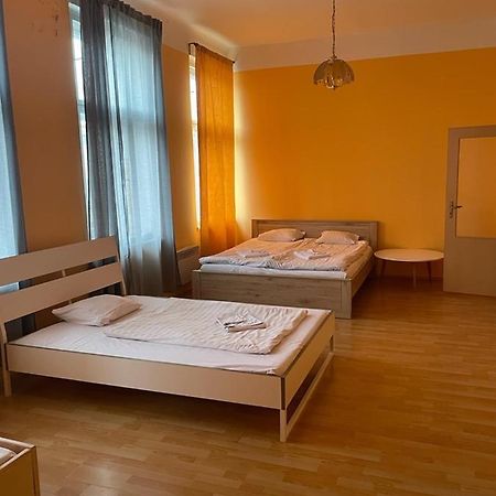Hotel Praha Club Bed & Breakfast מראה חיצוני תמונה