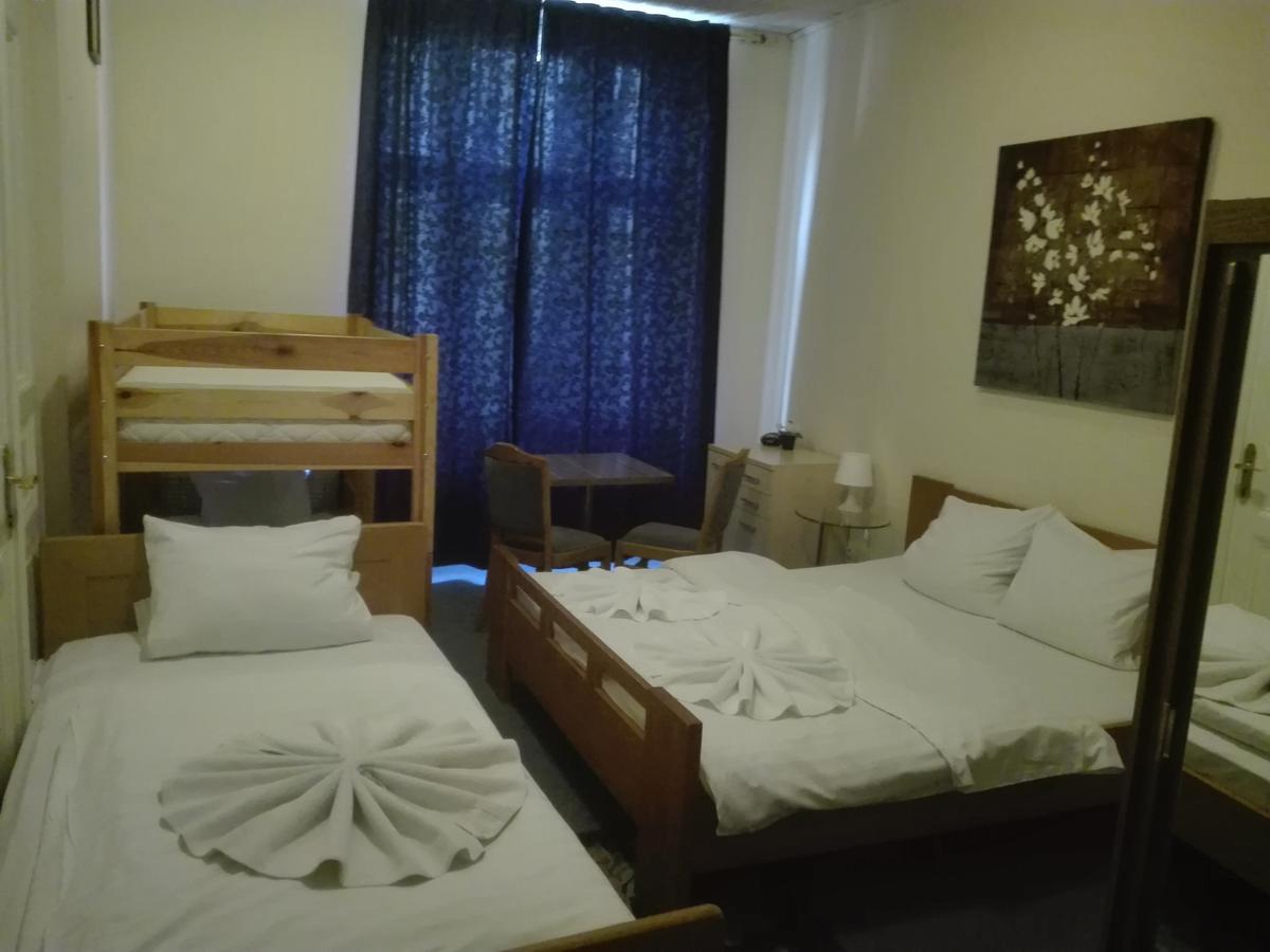 Hotel Praha Club Bed & Breakfast מראה חיצוני תמונה