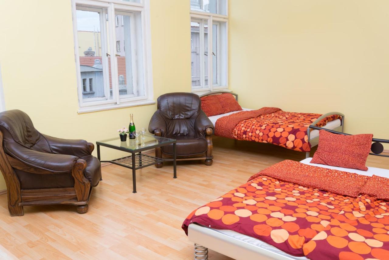 Hotel Praha Club Bed & Breakfast מראה חיצוני תמונה