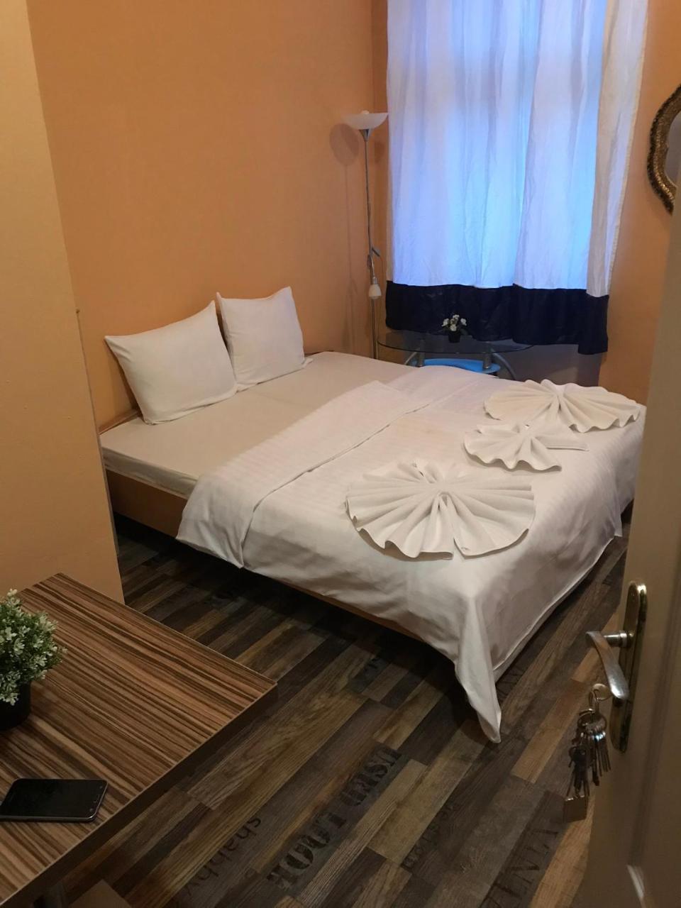 Hotel Praha Club Bed & Breakfast מראה חיצוני תמונה