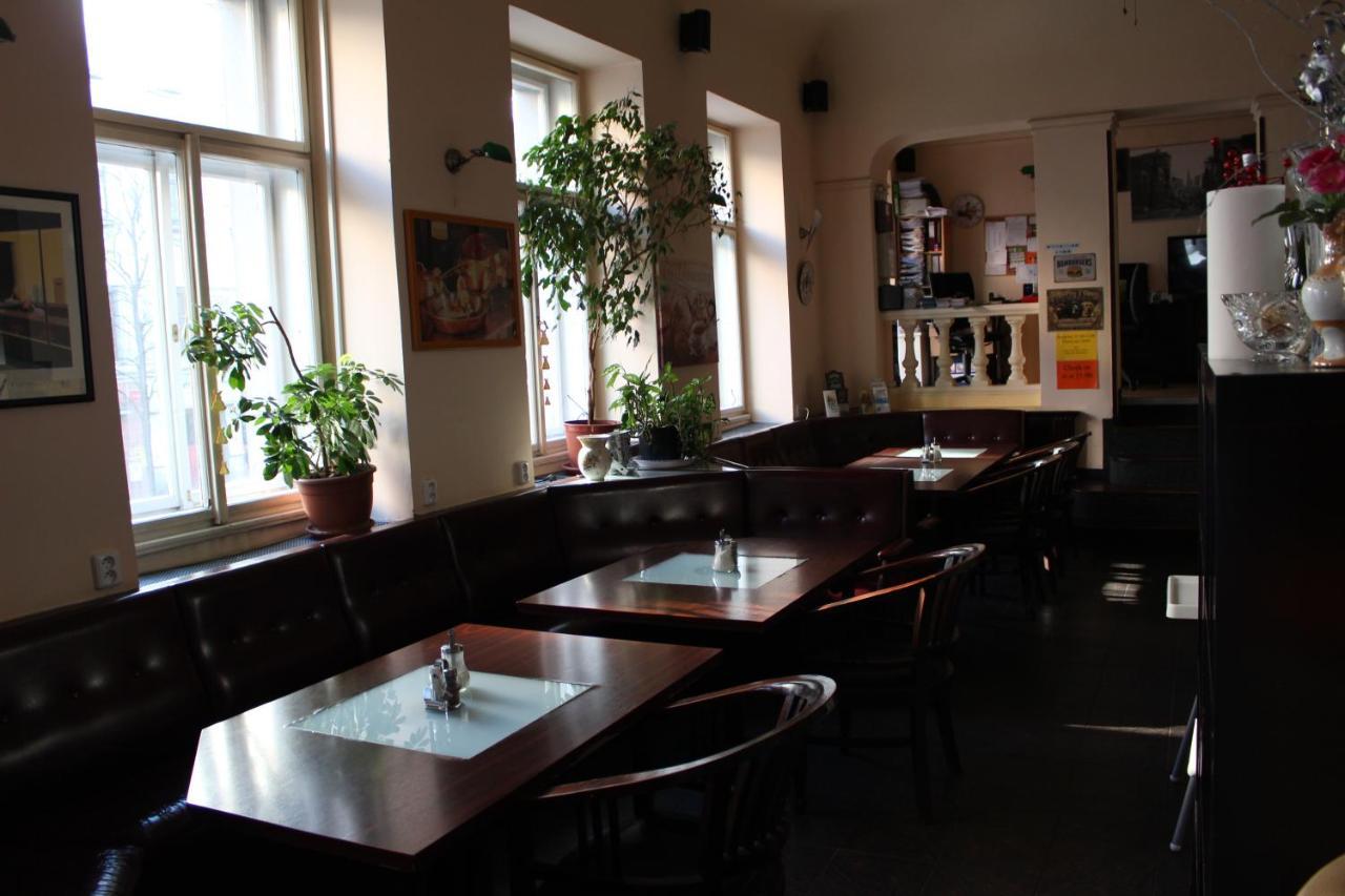 Hotel Praha Club Bed & Breakfast מראה חיצוני תמונה